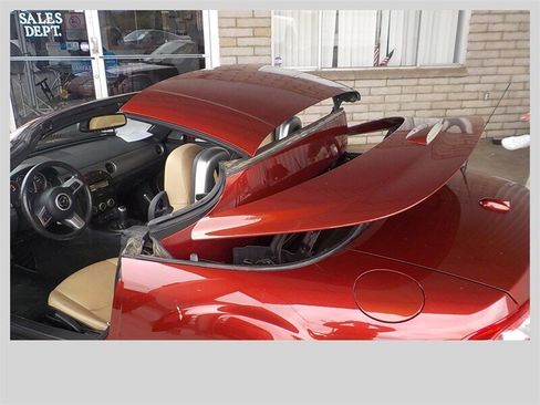 Used 2011 MAZDA MX-5 Miata Grand Touring w/ Premium Pkg image 11