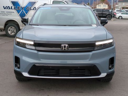 Used 2025 Honda Prologue Touring image 11
