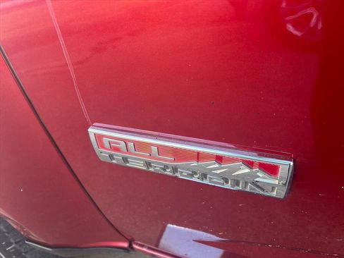 Used 2018 GMC Canyon All Terrain w/ Trailering Package image 8