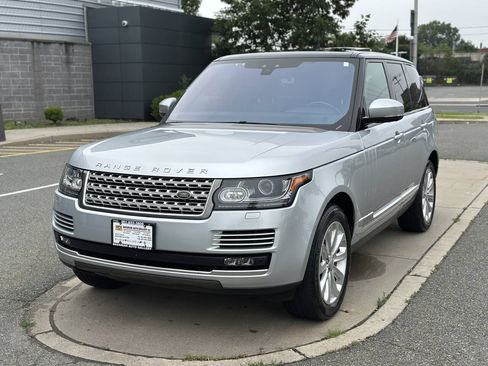 Used 2017 Land Rover Range Rover HSE AWD/4WD image 1