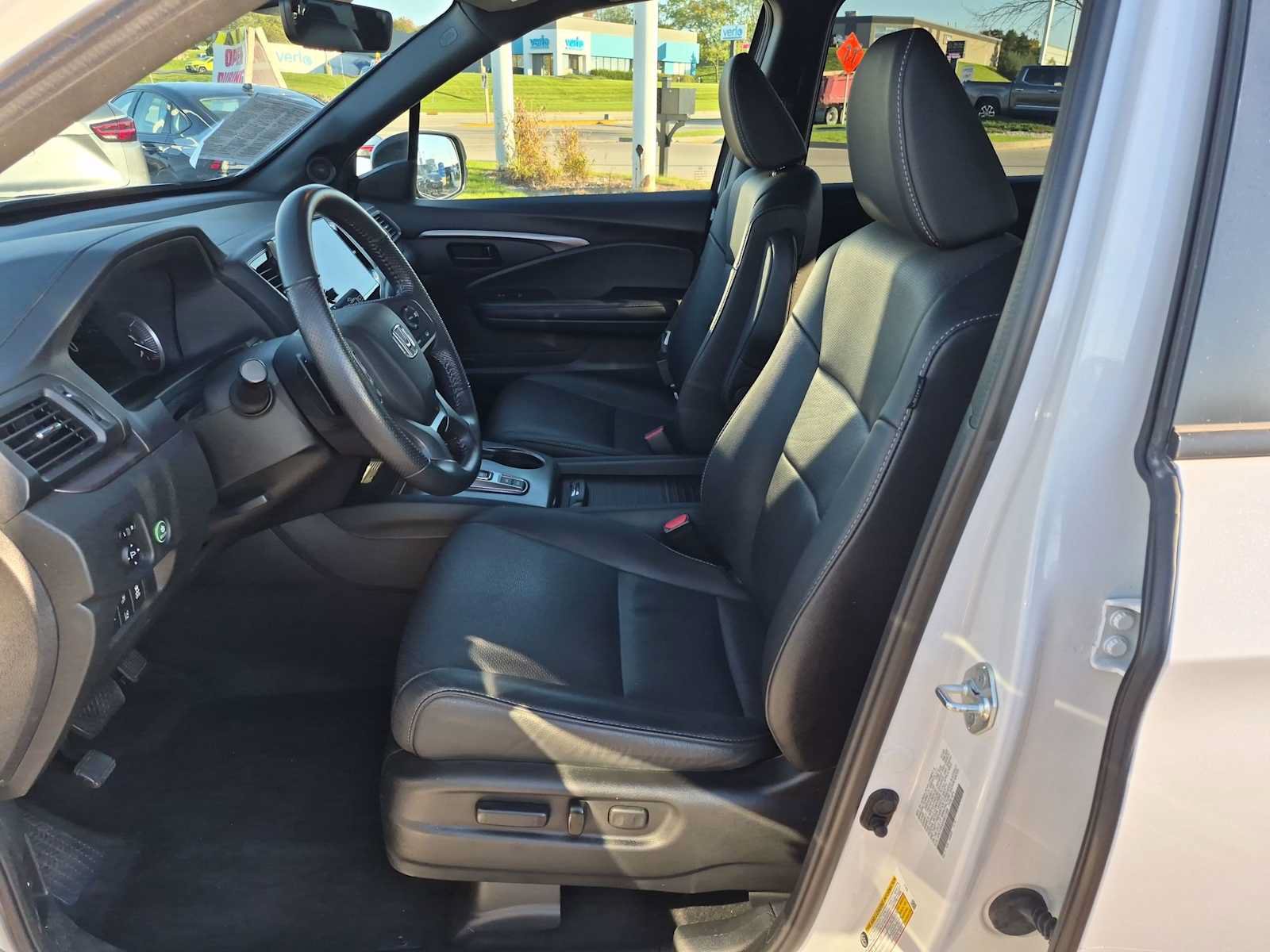 Certified 2023 Honda Passport EX-L image 16