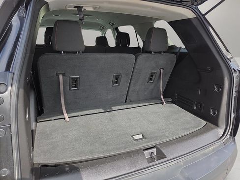 Used 2018 Chevrolet Traverse LS w/ LPO, Black Accent Package FWD image 8