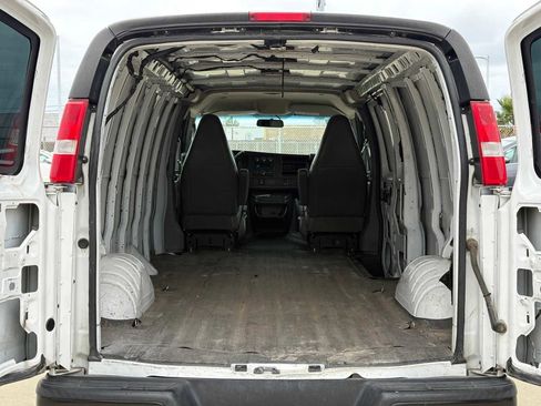 Used 2021 Chevrolet Express 2500 Extended w/ Driver Convenience Package RWD image 10