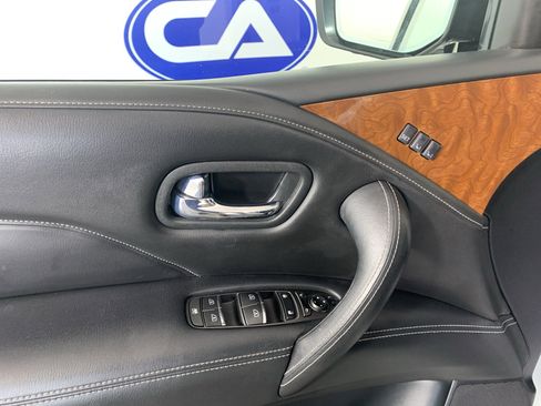 Used 2018 INFINITI QX80 2WD w/ Driver Assistance Package image 15