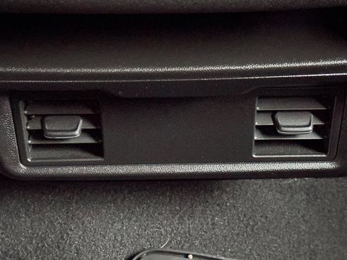 Certified 2022 GMC Sierra 1500 SLE image 14