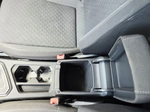 Used 2018 Volkswagen Tiguan S FWD image 24