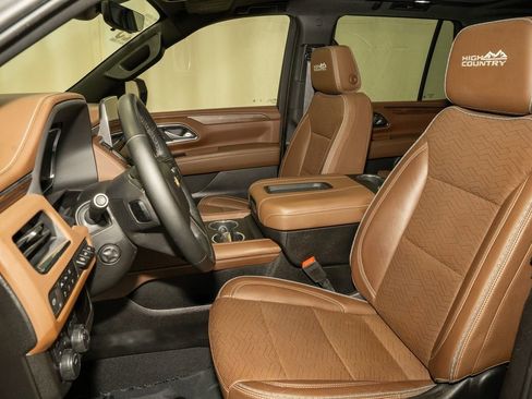 Used 2023 Chevrolet Tahoe High Country w/ Premium Package 2 image 13