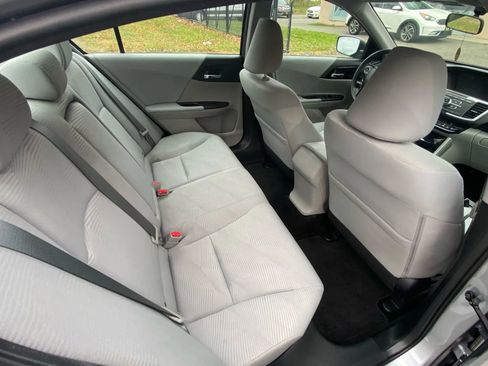 Used 2017 Honda Accord LX image 16