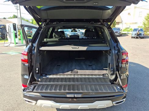 Used 2021 BMW X5 xDrive45e w/ Parking Assistance Package AWD/4WD image 30