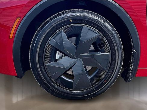 Used 2026 Toyota Prius LE image 6