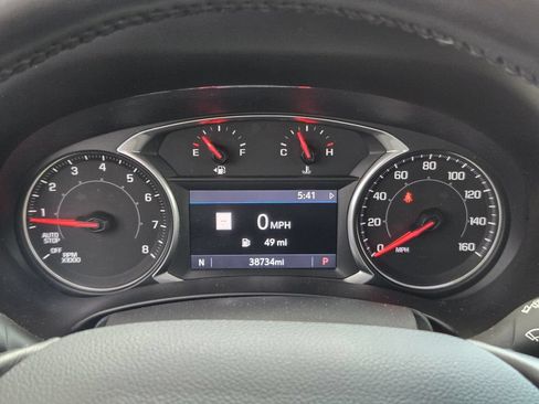 Used 2020 GMC Terrain Denali w/ Denali Premium Package FWD image 12
