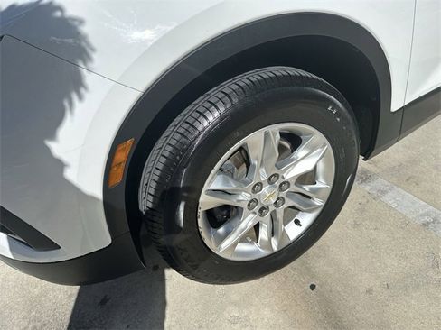 Used 2019 Chevrolet Blazer LT image 19