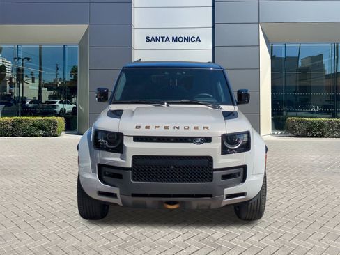 New 2026 Land Rover Defender 110 OCTA image 8