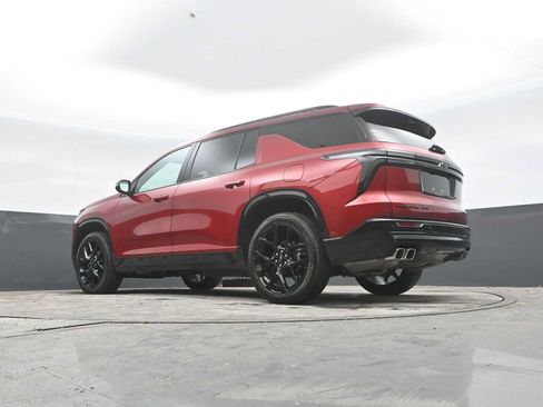 Used 2024 Chevrolet Traverse RS w/ LPO, Floor Liner Package AWD/4WD image 46