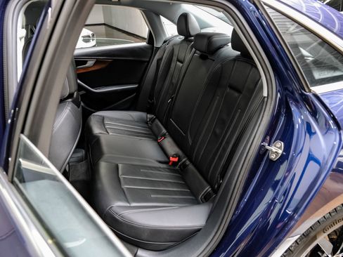 Used 2022 Audi A4 2.0T Premium image 42