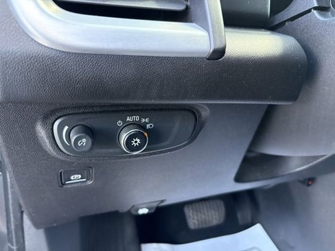 Used 2018 GMC Terrain SLE w/ Driver Convenience Package image 42