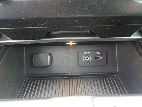 Used 2015 Ford F150 XLT w/ Equipment Group 301A Mid image 39