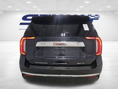 Used 2023 GMC Yukon SLT image 5