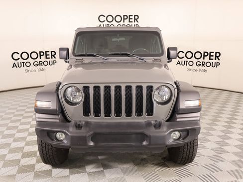 Used 2021 Jeep Wrangler Unlimited Sport image 9