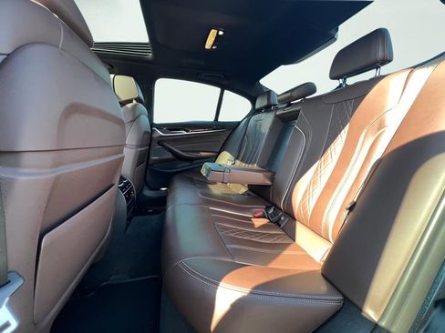 Used 2021 BMW 530i w/ Executive Package RWD image 21