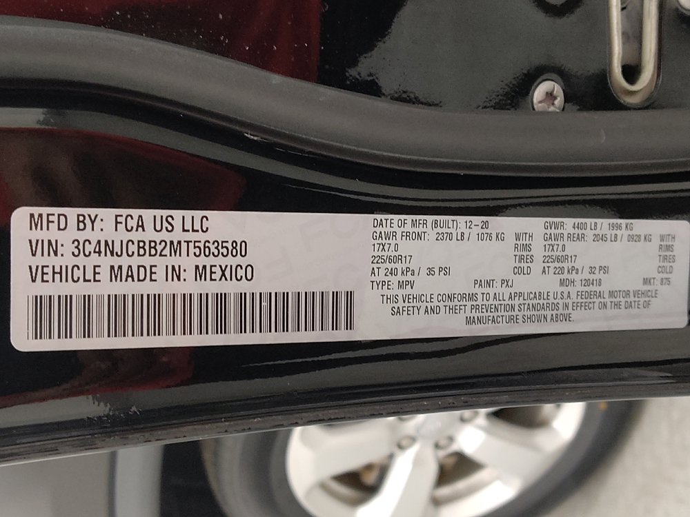 Used 2021 Jeep Compass Latitude FWD image 33