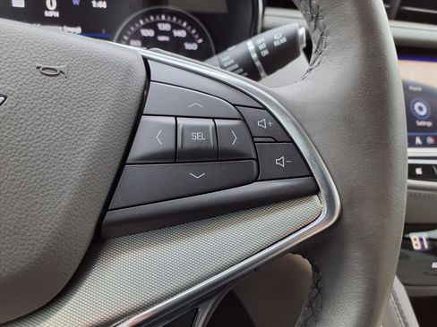 Used 2024 Cadillac XT5 Premium Luxury w/ Technology Package image 14