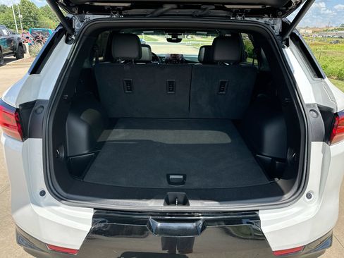 Used 2023 Chevrolet Blazer RS w/ Driver Confidence II Package FWD image 24