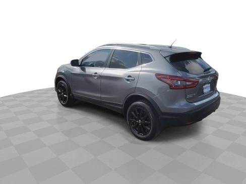 Used 2022 Nissan Rogue Sport SV FWD image 6