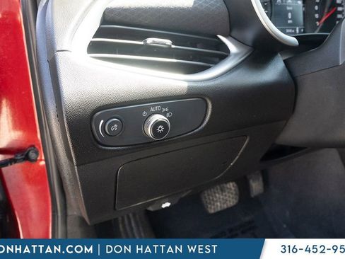 Used 2024 Chevrolet Malibu LT FWD image 19