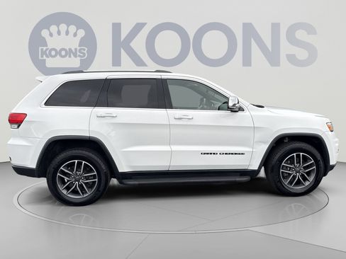 Used 2019 Jeep Grand Cherokee Limited AWD/4WD image 12