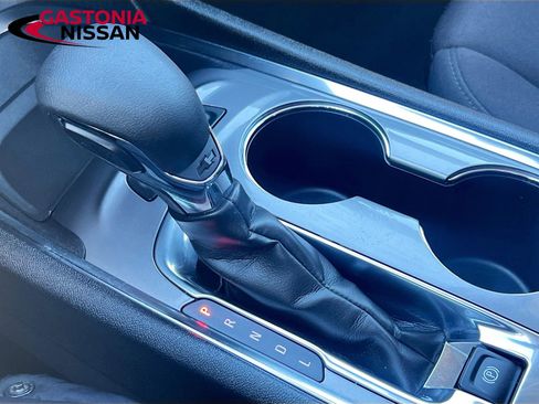 Used 2024 Chevrolet Malibu LT image 22