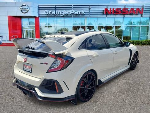 Used 2019 Honda Civic Type R image 2
