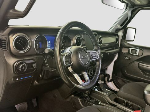 Used 2023 Jeep Wrangler Unlimited Rubicon 4xe w/ Cold Weather Group AWD/4WD image 18