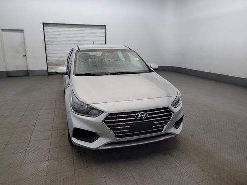 Used 2020 Hyundai Accent SE FWD image 14