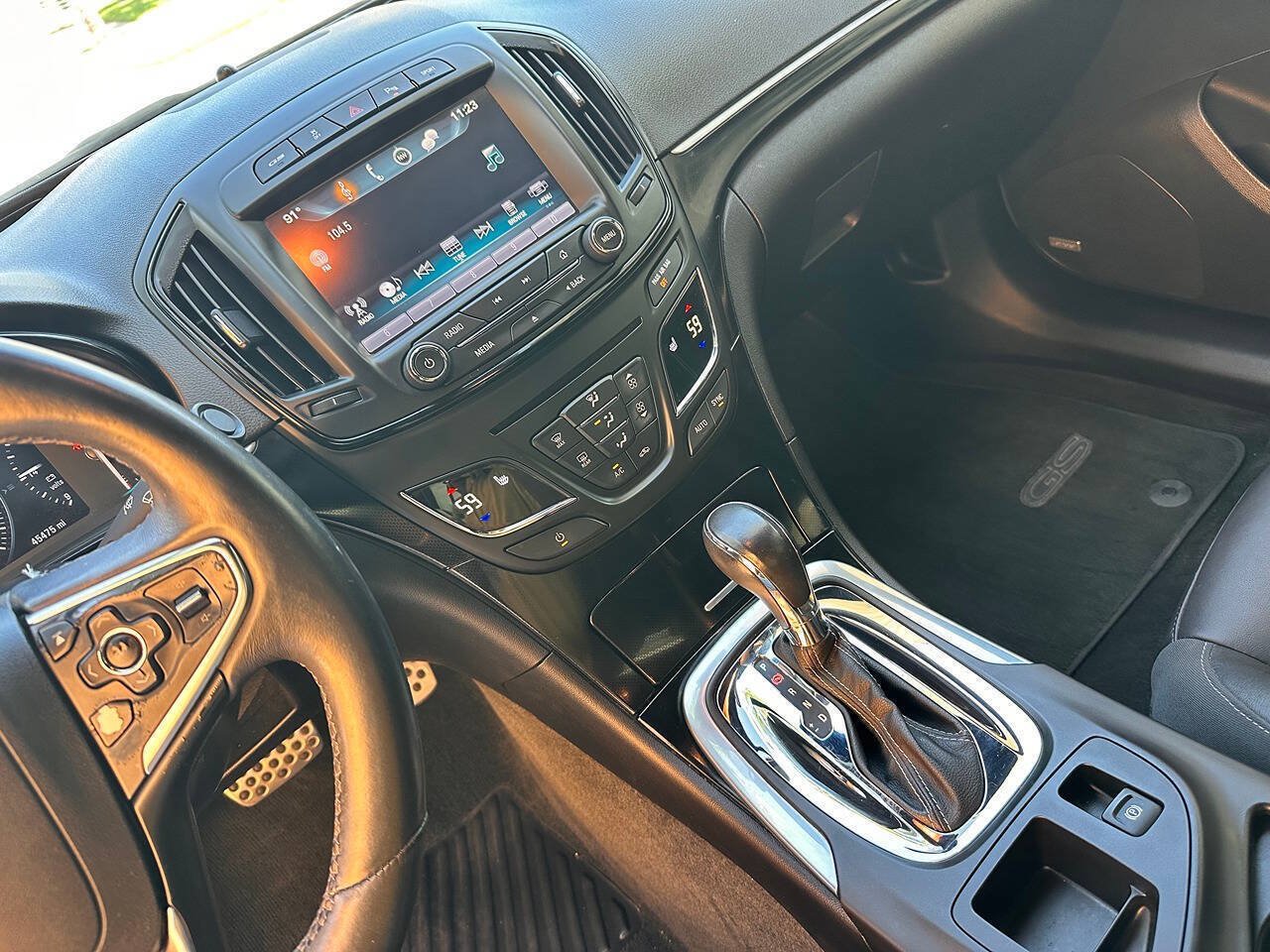 Used 2016 Buick Regal GS FWD image 18