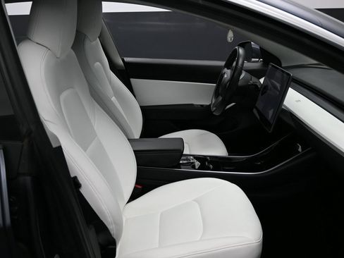 Used 2018 Tesla Model 3 Performance image 34