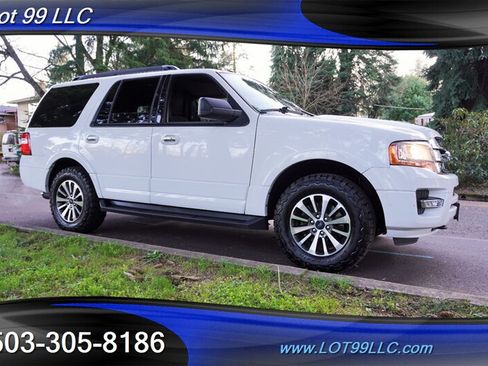 Used 2017 Ford Expedition XLT AWD/4WD image 7