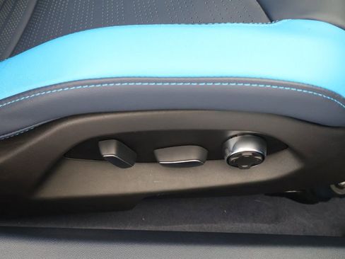 Used 2021 Chevrolet Corvette Stingray Premium Cpe w/ Z51 Performance Package image 49