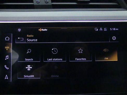 Used 2024 Audi Q8 e-tron Prestige image 13