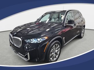 New 2026 BMW X5 xDrive40i w/ Premium Package video 1