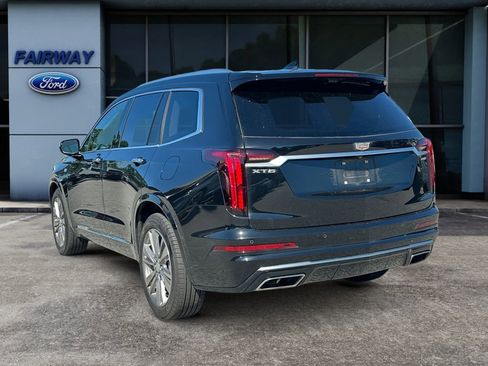 Used 2024 Cadillac XT6 Premium Luxury w/ Technology Package FWD image 4