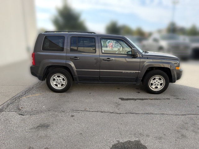 Used 2015 Jeep Patriot Sport FWD image 5