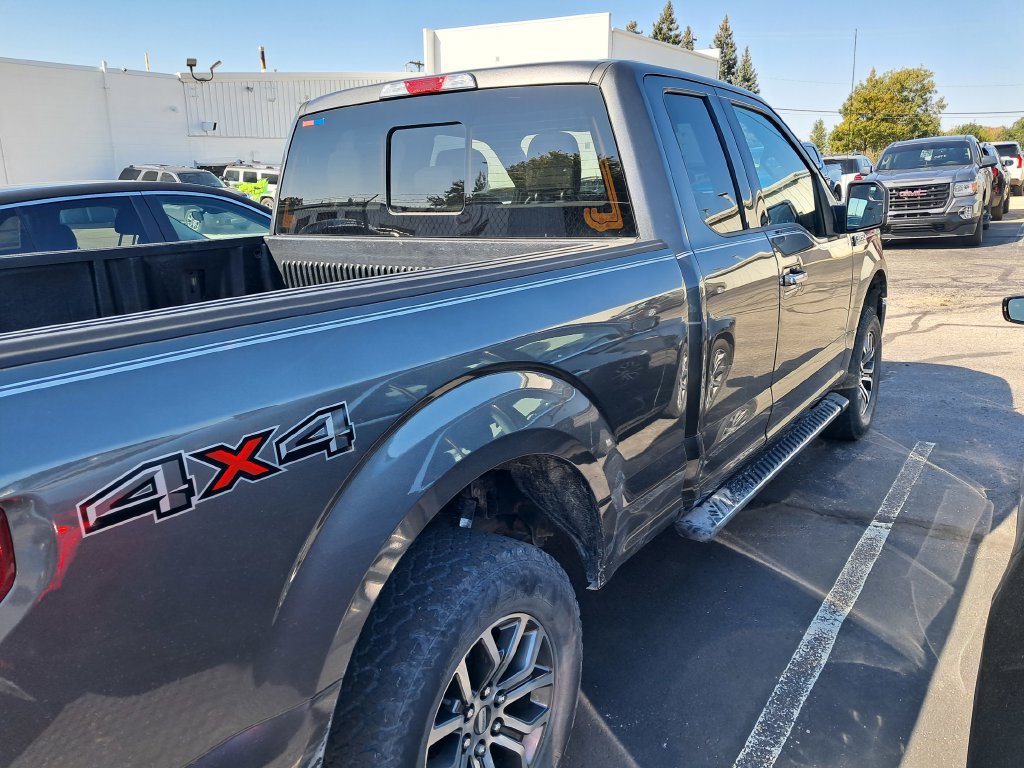 Used 2018 Ford F150 XLT w/ Equipment Group 302A Luxury AWD/4WD image 4