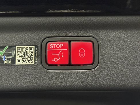 Used 2024 Mercedes-Benz EQE AMG 4MATIC SUV image 16