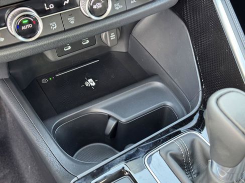 Certified 2025 Acura ADX FWD image 9