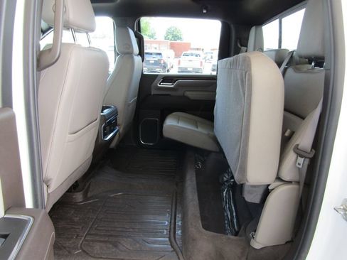 Used 2025 GMC Sierra 2500 SLT w/ SLT Convenience Package AWD/4WD image 40