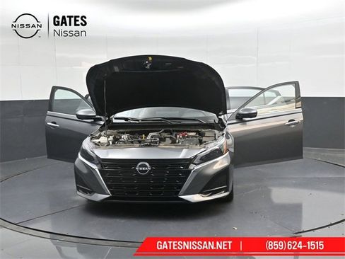 Used 2024 Nissan Altima 2.5 SL image 53