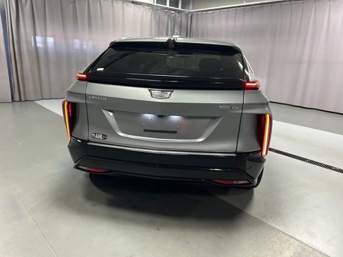 Used 2024 Cadillac Lyriq Tech AWD/4WD image 6