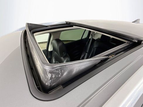 Used 2020 Buick Envision Premium AWD/4WD image 7