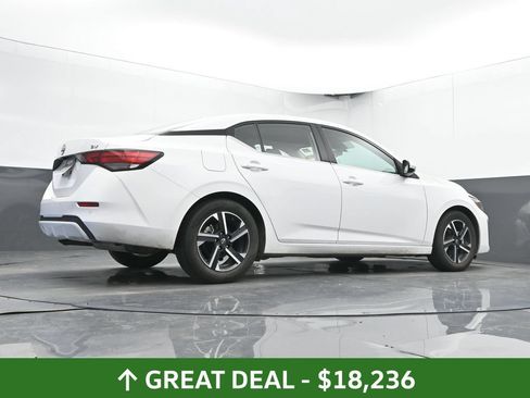 Used 2024 Nissan Sentra SV FWD image 25